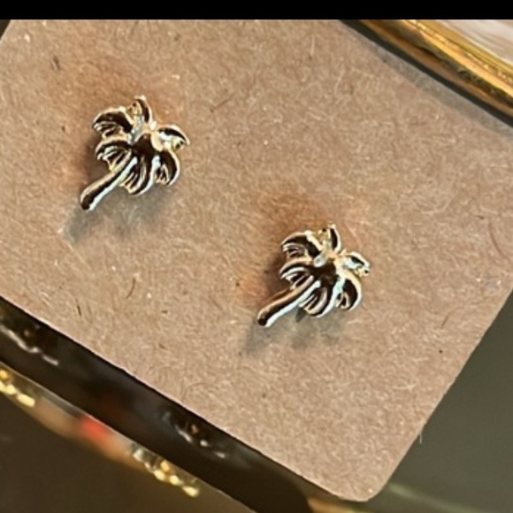 Jewelry - Palm Tree Stud Earrings